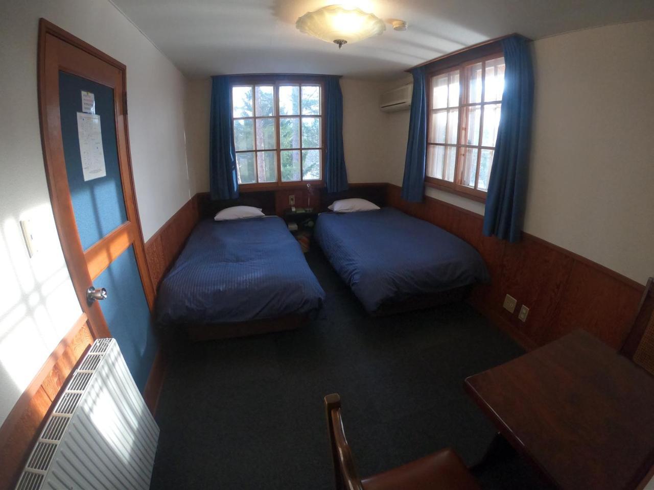 Monkey Rider Hotel Hakuba Exterior photo
