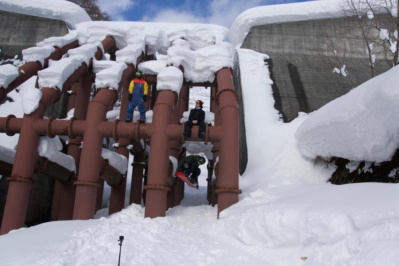 Monkey Rider Hotel Hakuba Exterior photo